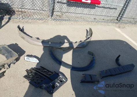 2022 Nissan Titan Pro-4X 4X4 z USA, uszkodzony, nr VIN 1N6AA1ED5NN102839